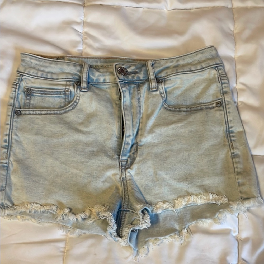 Light Blue Denim Women's Shorts size 6 distressed